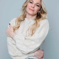 leanne rimes portrait b9d5751204ac40e3b709096336d4e58e min