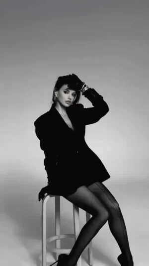 russian ex-press secretary rosiyana markovskaya’s stunning new look sparks online buzz