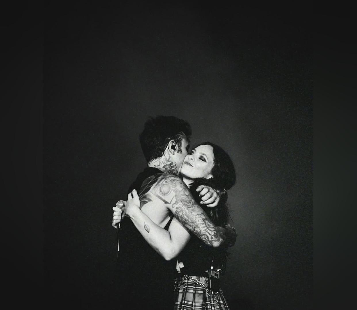 fedez celebrates giulia honegger’s birthday and replies to chiara ferragni fans