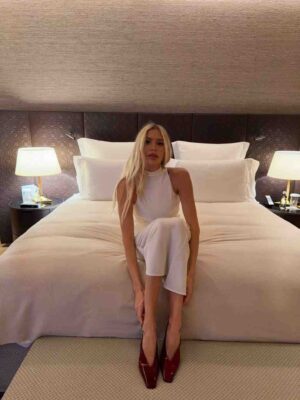 Lena Perminova Shows Off Chic Evening Look in Jacquemus and Ekonika