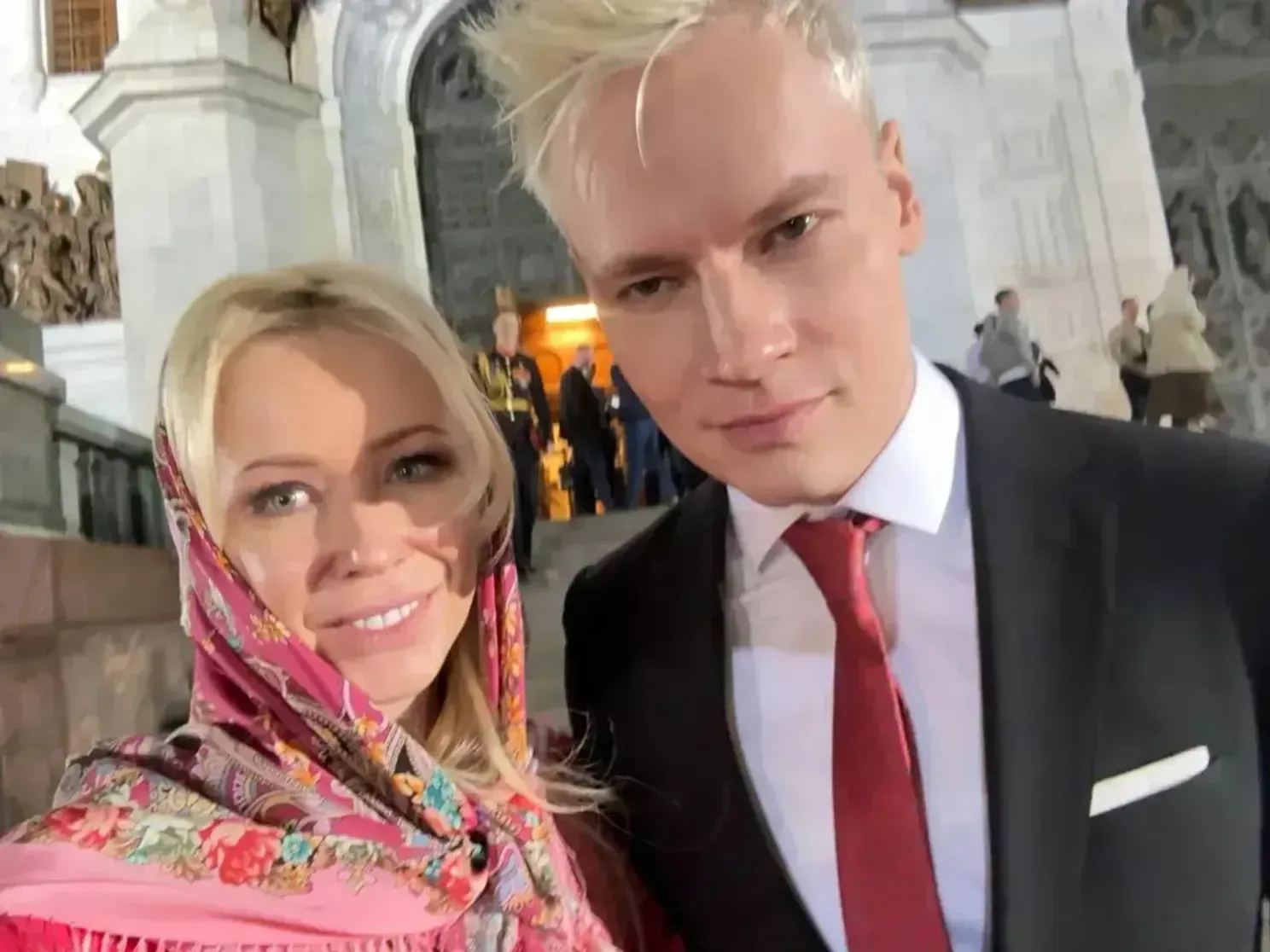 shaman and ekaterina mizulina celebrate easter together 3