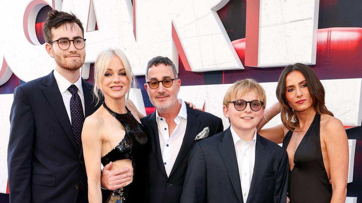 Stunning: Anna Faris Stuns at Scary Movie Premiere 15 anna faris