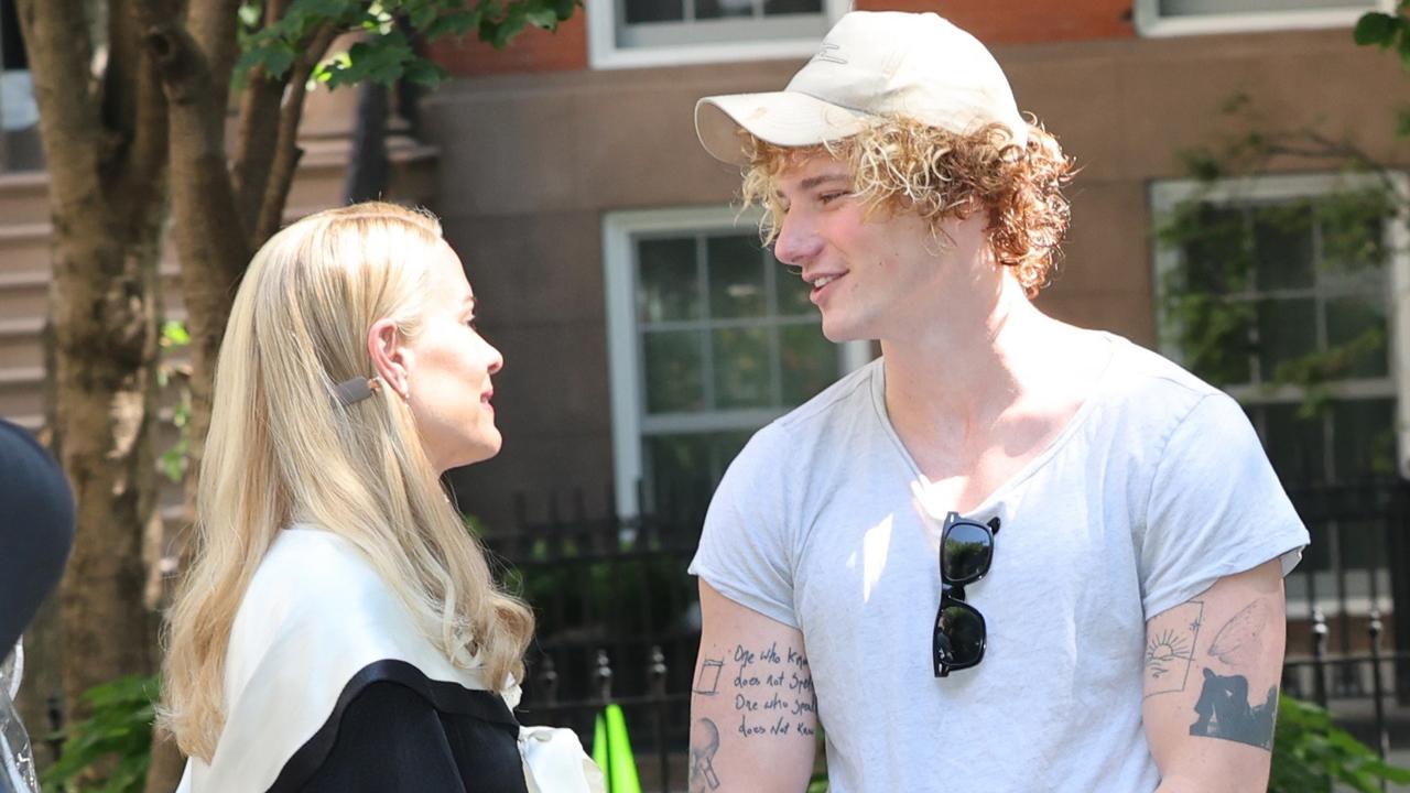 Graham Campbell Visits American Horror Story Set 13 graham campbell