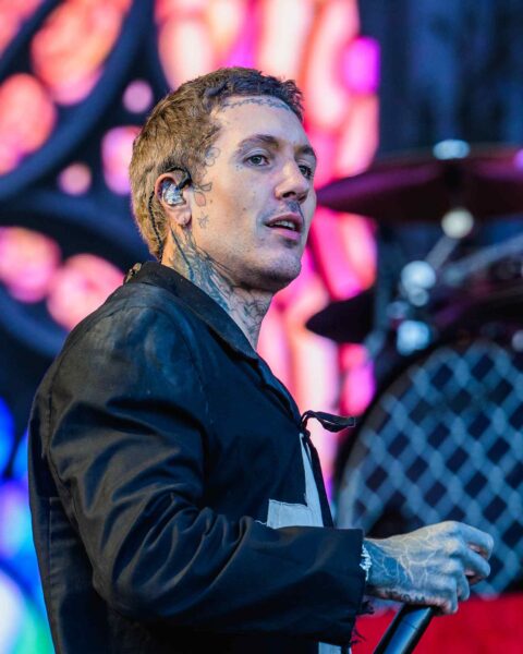 oliver scott sykes